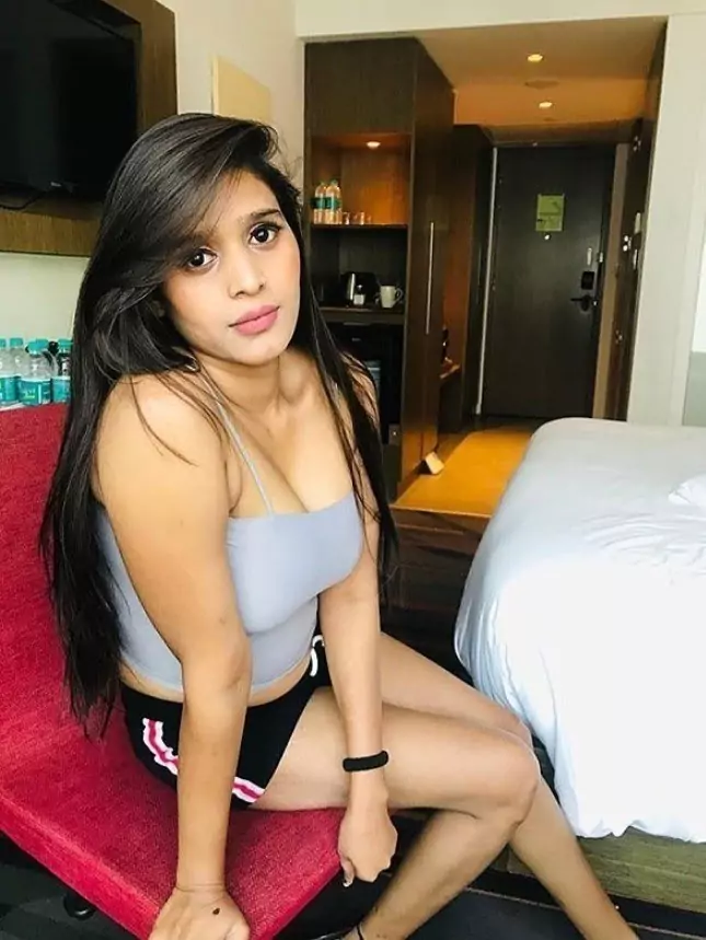 कॉल गर्ल्स सर्विस  वंदावासी